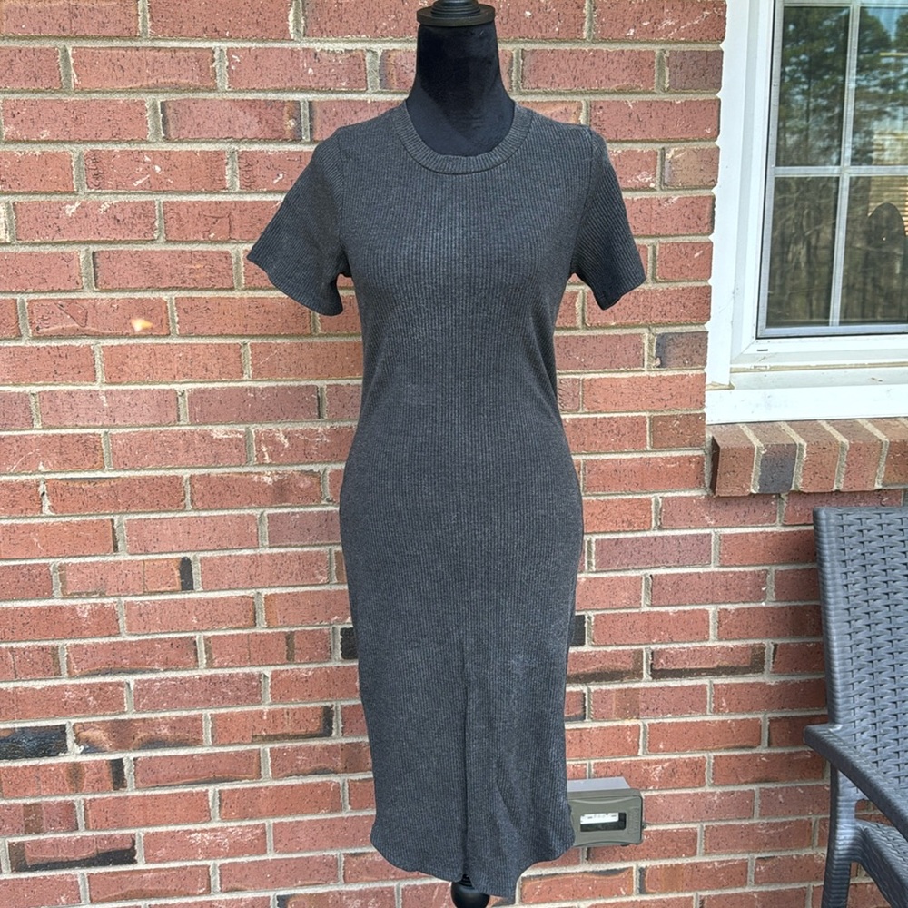 LNA dress